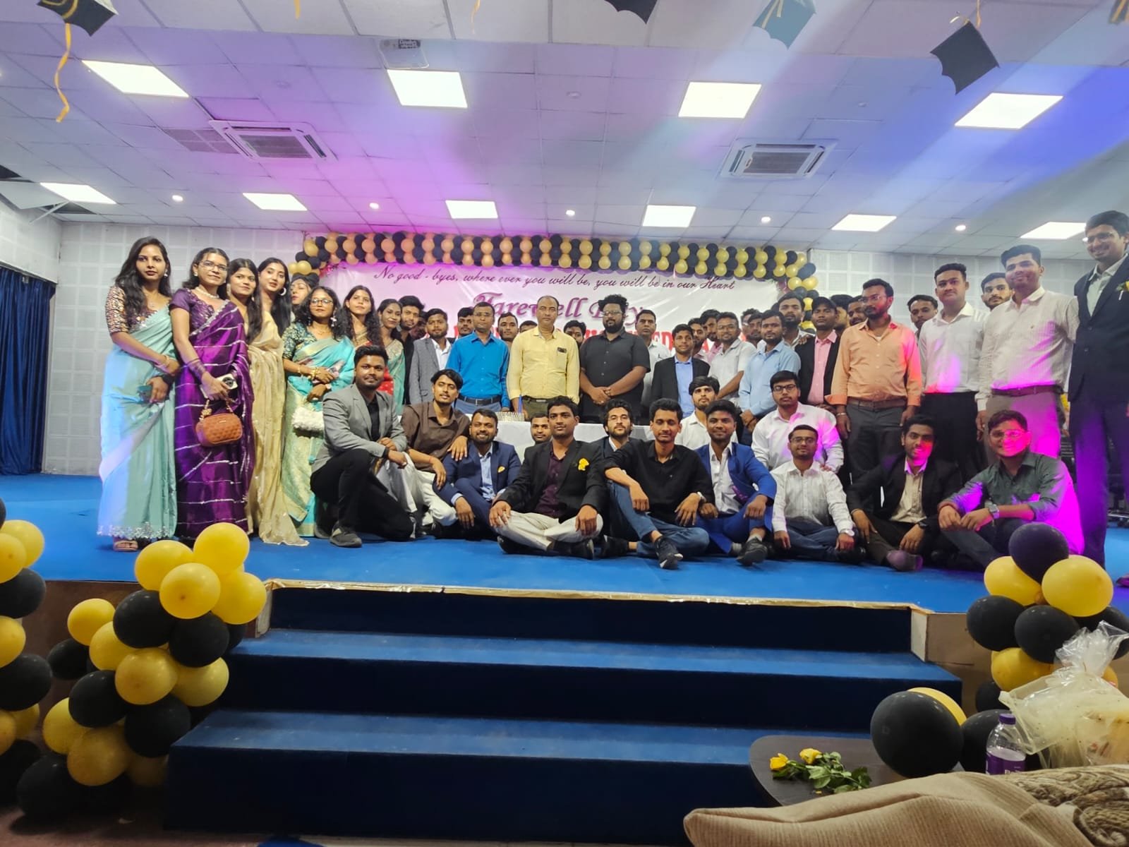 अम्बेदकर इंस्टीट्यूट में फेयरवेल समारोह, छात्र-छात्राओं ने बांधा समां - 8